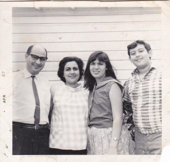 Familia Toirac en Abril 1967 (Miami, FL).